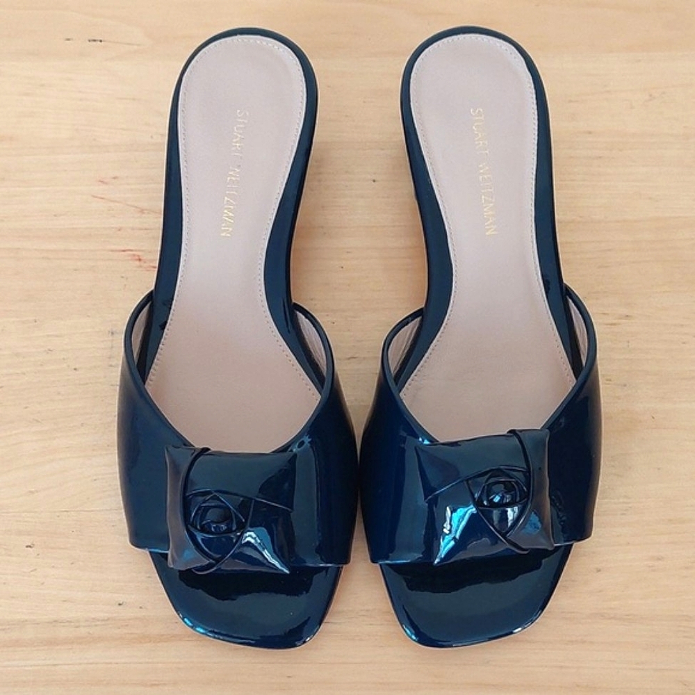 Stuart weitzman navy blue patent leather sandals